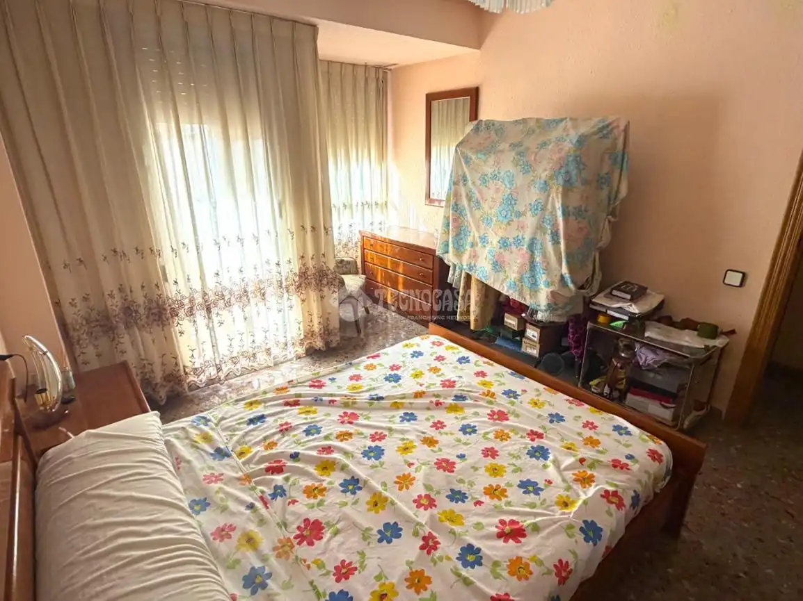Habitación de Piso en venta en Valencia con Aire acondicionado y Balcón