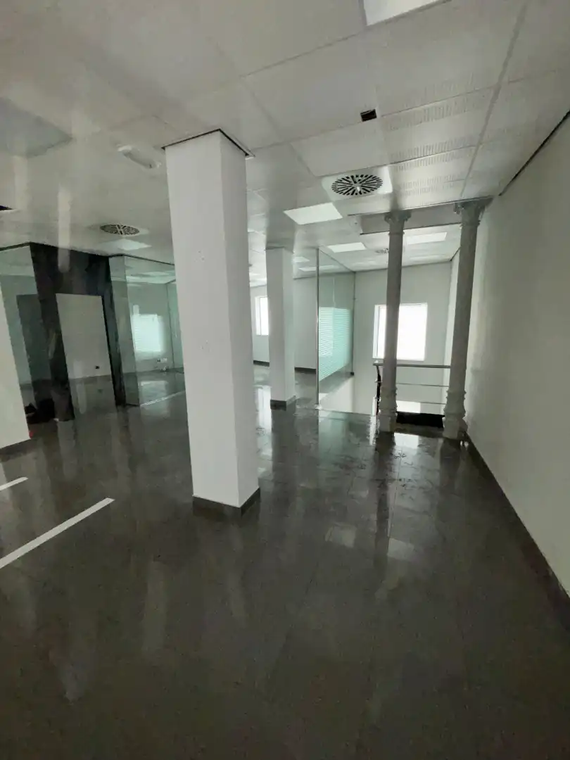 Local comercial de lloguer a Plaza de Sevilla 2, imagen 7
