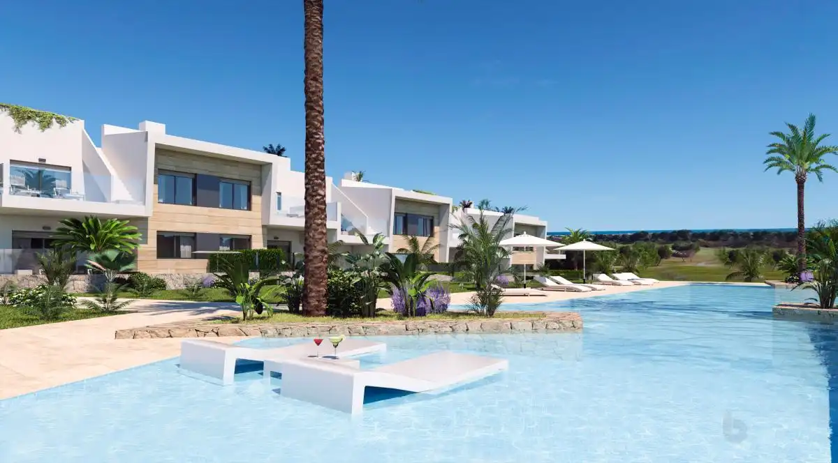 Schwimmbecken von Wohnung zum Verkauf in Pilar de la Horadada mit Klimaanlage, Privatgarten und Terrasse
