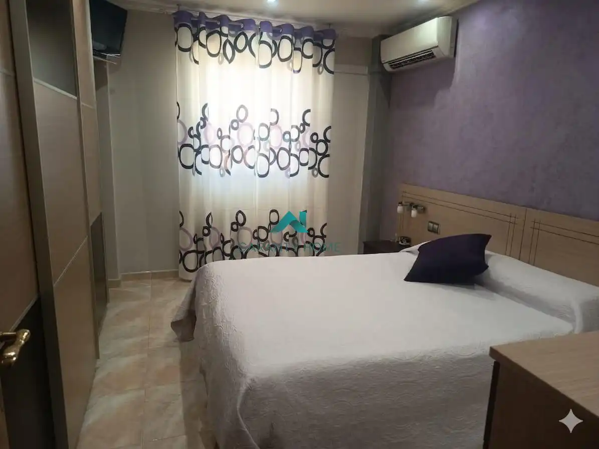Schlafzimmer von Wohnung zum Verkauf in Torredonjimeno mit Klimaanlage, Terrasse und Möbliert