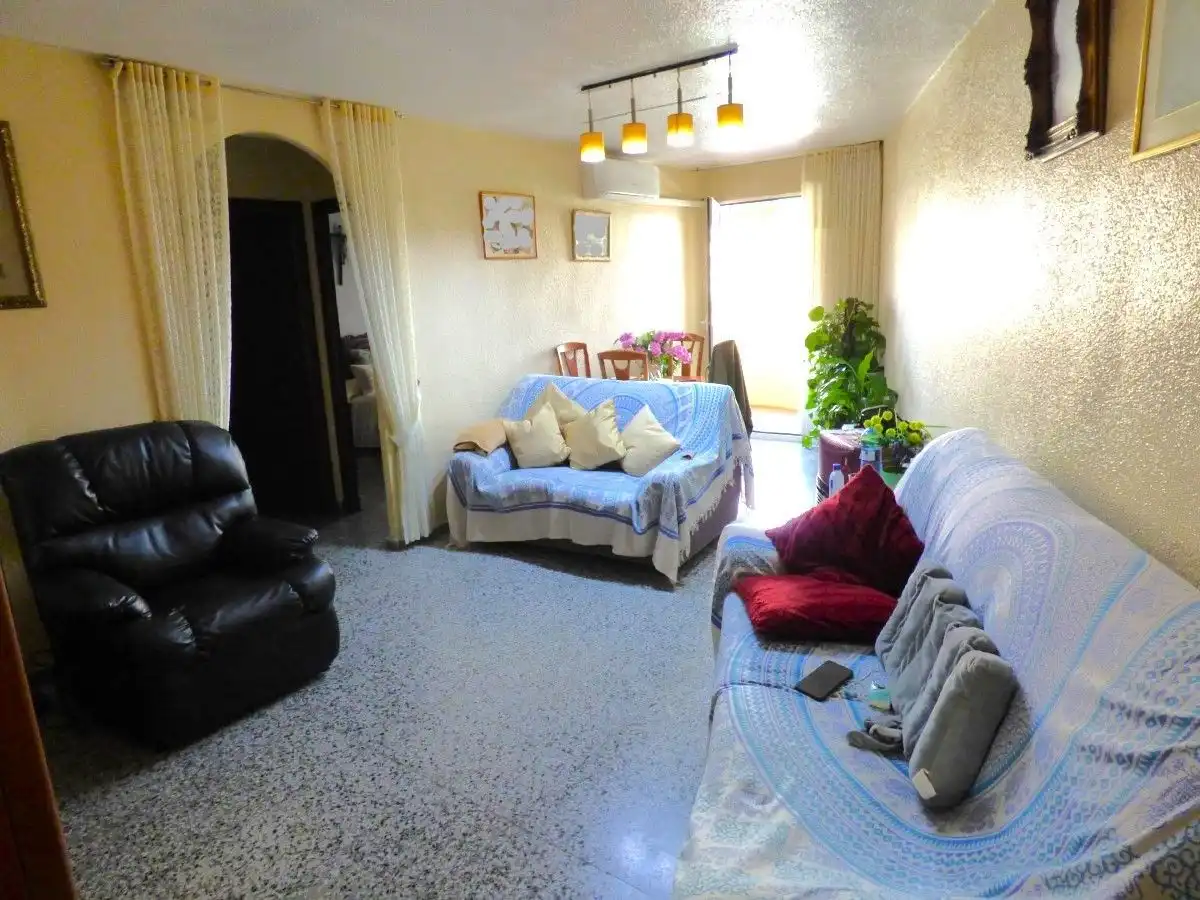 Sala d'estar de Apartament en venda en Benidorm amb Aire condicionat i Terrassa