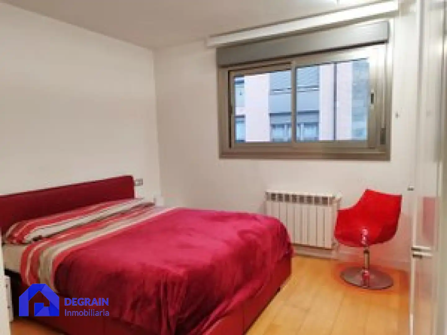 Schlafzimmer von Wohnung zum Verkauf in Oviedo  mit Heizung, Privatgarten und Abstellraum