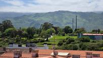 Vista exterior de Pis en venda en Llanes