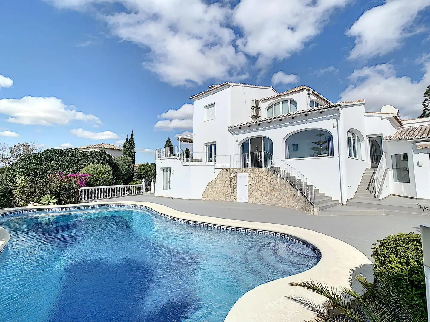 Chalet con piscina en venta en Cumbre del Sol, imagen 42