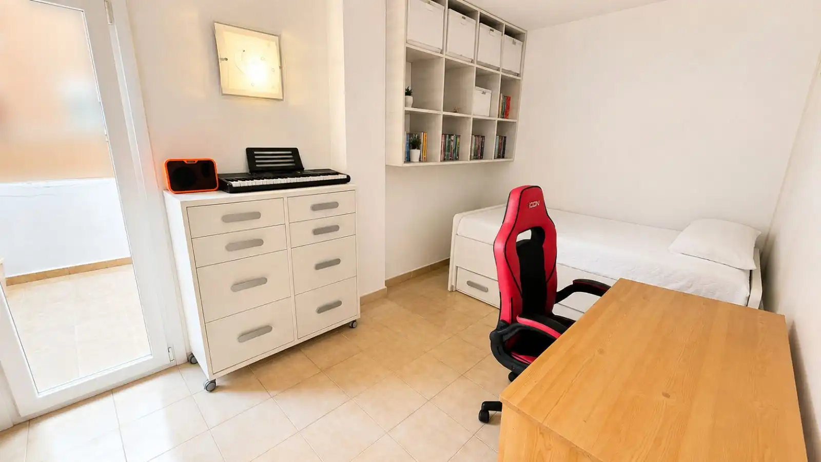 Bedroom of Apartments for sale in Alcúdia  with Air Conditioner, Heating and Terrace