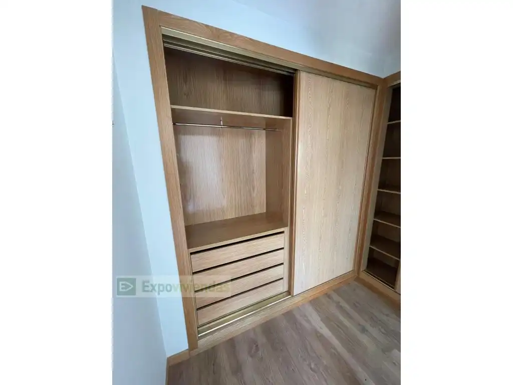 Habitación de Dúplex en venta en Murcia
