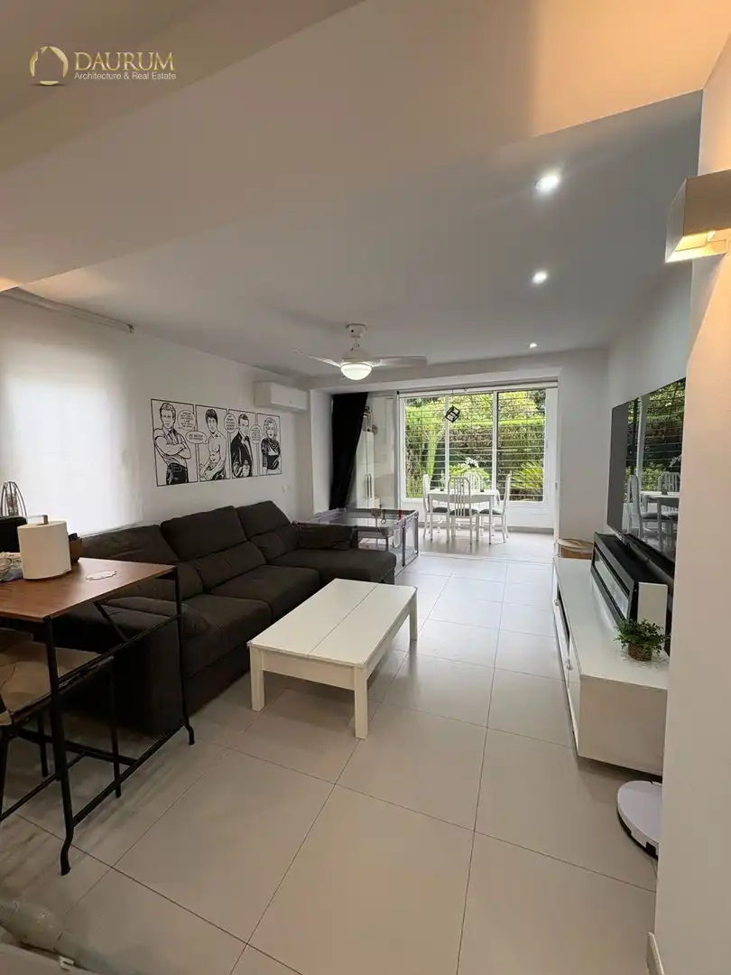 Wohnzimmer von Wohnung zum Verkauf in Marbella mit Klimaanlage, Heizung und Terrasse