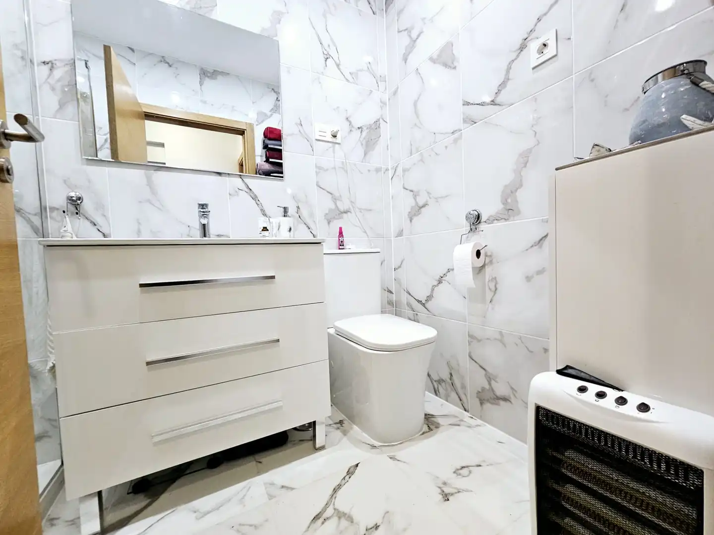 Baño de Apartamento en venta en Alhama de Murcia con Aire acondicionado, Amueblado y Piscina comunitaria