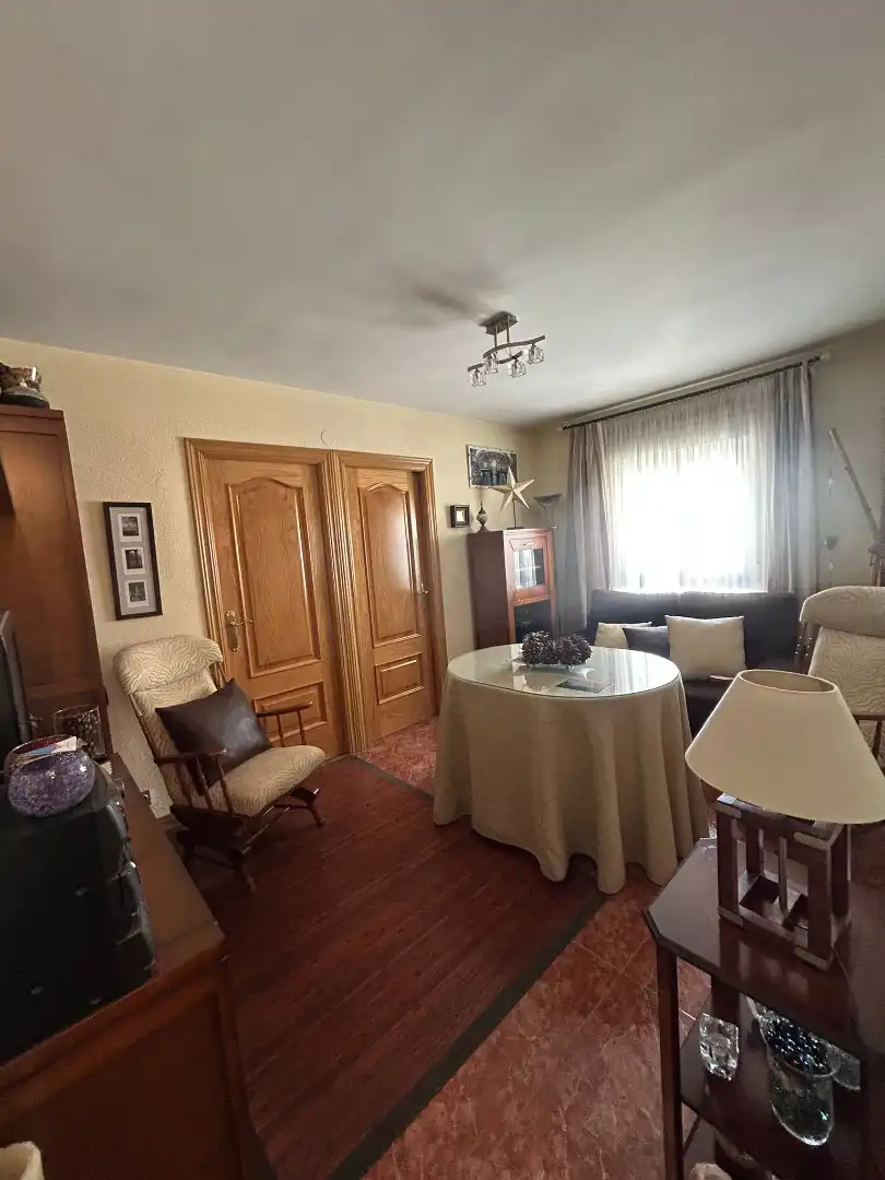 Sala de estar de Piso en venta en  Jaén Capital con Aire acondicionado, Terraza y Amueblado