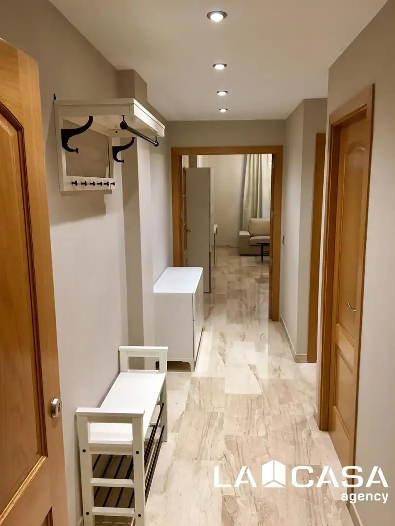 Wohnung zur Miete in Calle BOTICA, Arenal - La Pólvora