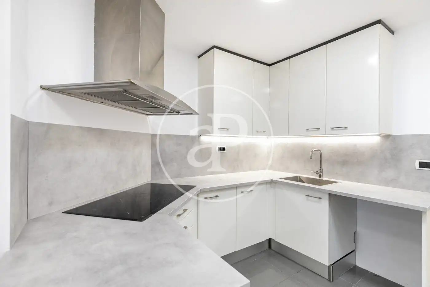 Flat for rent in C. del Capitán Arenas, Sarrià