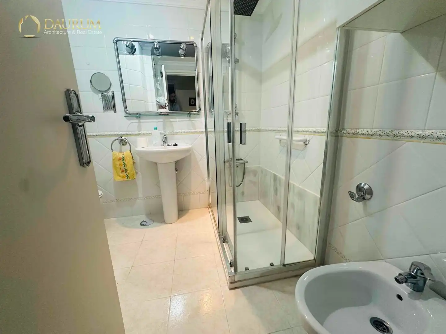 Baño de Piso en venta en Sevilla con Aire acondicionado y Terraza