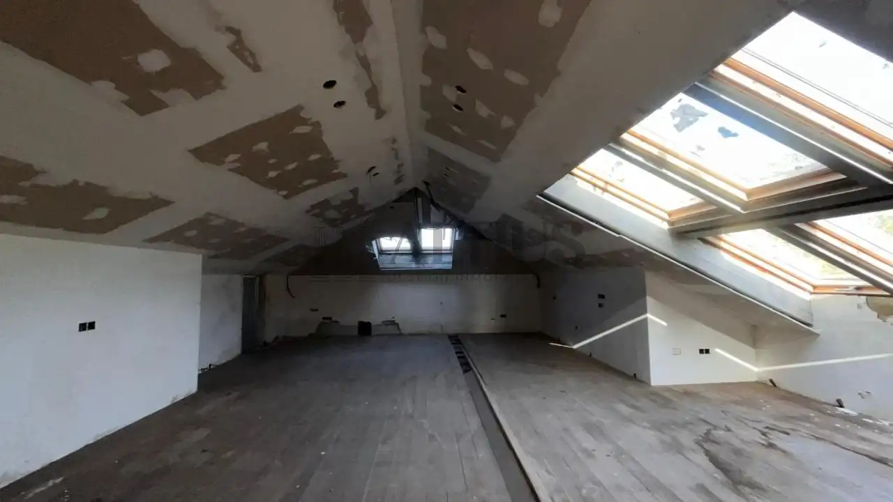 Villa con piscina in vendita a CATRO CAMIÑOS, imagen 39