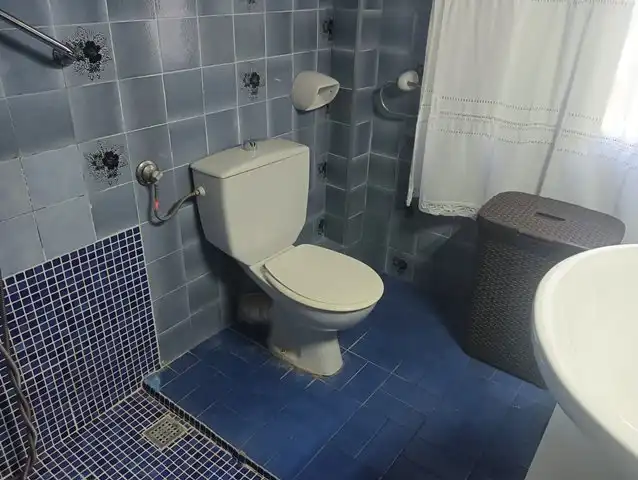 Bany de Pis en venda en Ciutadella de Menorca amb Aire condicionat i Moblat