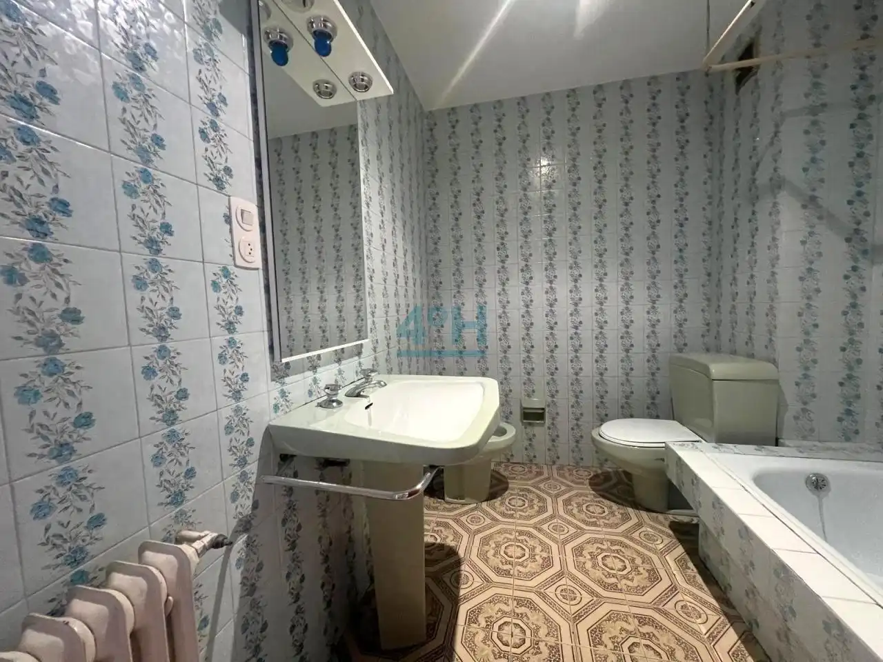 Baño de Piso en venta en Ourense Capital  con Calefacción y Balcón