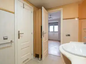 Bathroom of Flat for sale in Las Palmas de Gran Canaria  with Air Conditioner