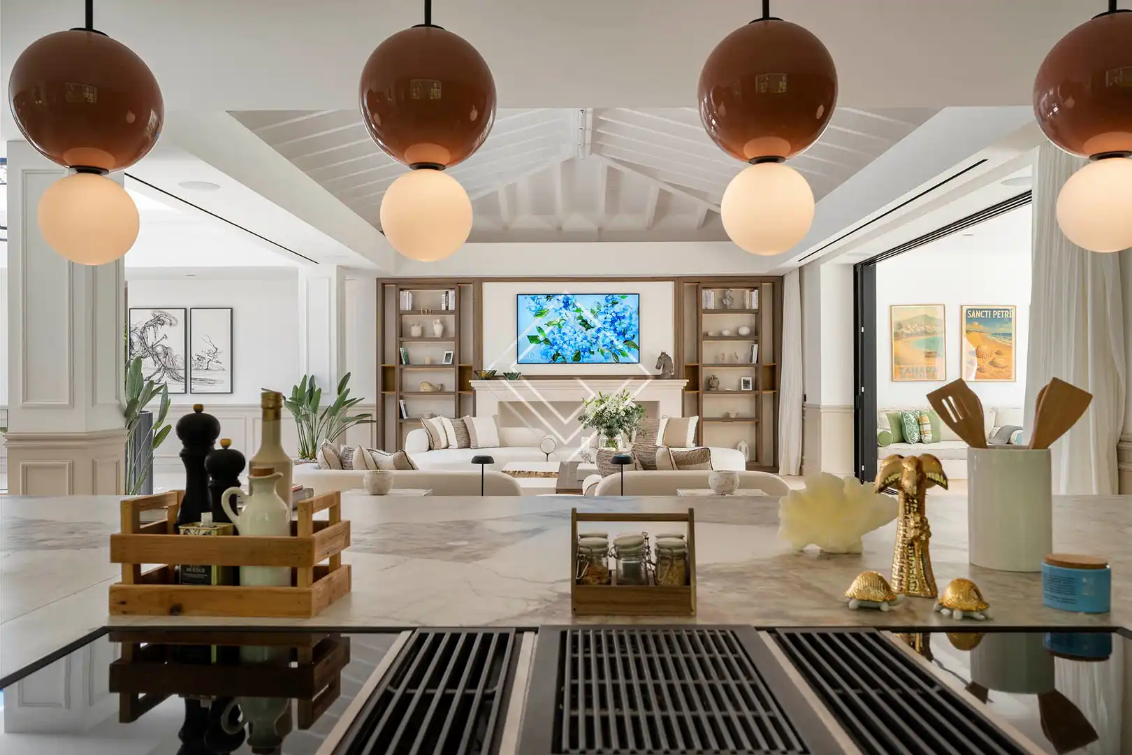 Sala de estar de Casa o chalet en venta en Marbella con Aire acondicionado, Jardín privado y Terraza