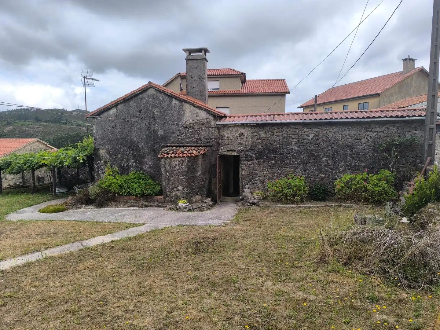 Vista exterior de Casa o xalet en venda en Teo amb Jardí privat