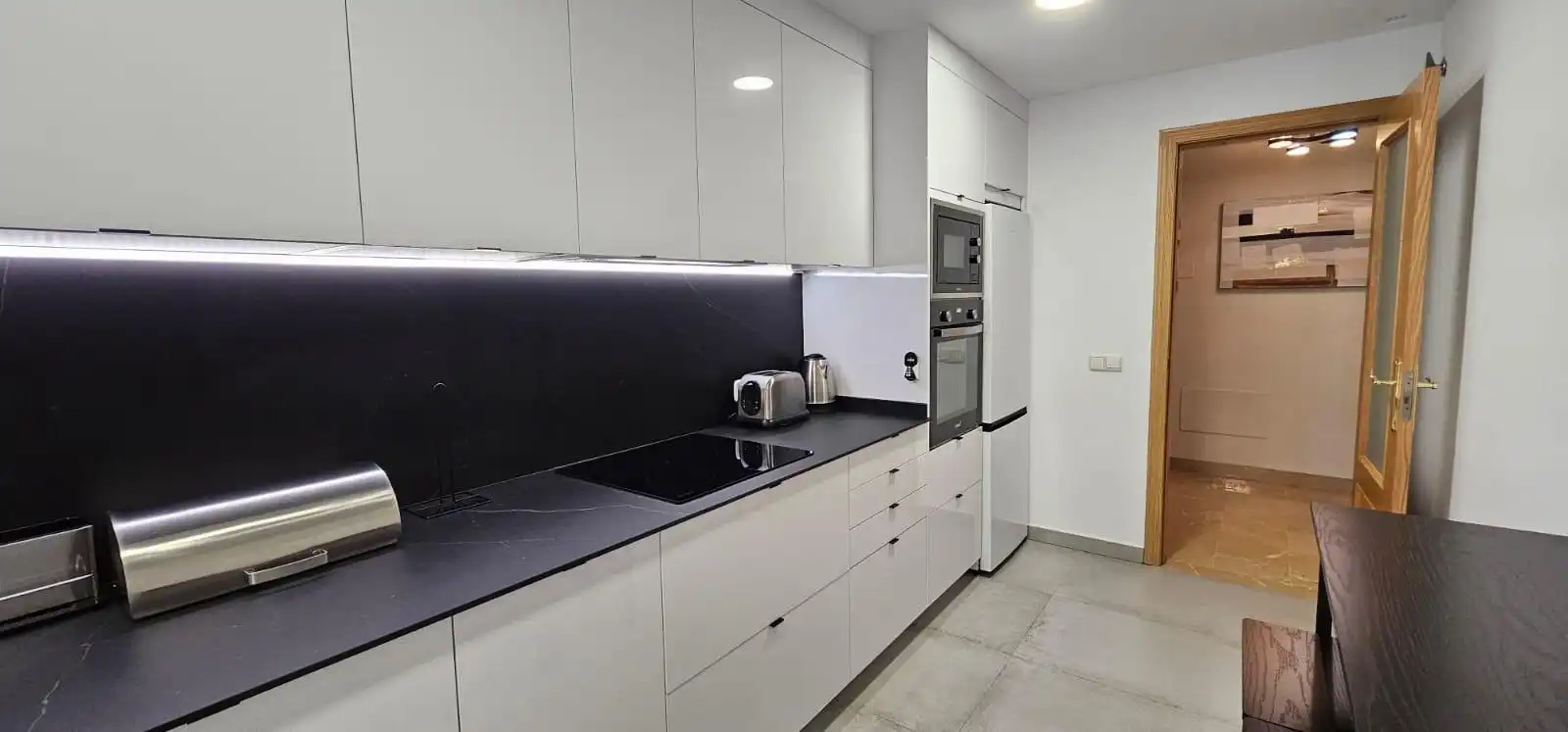 Küche von Wohnung zur Miete in Marbella mit Privatgarten, Terrasse und Möbliert