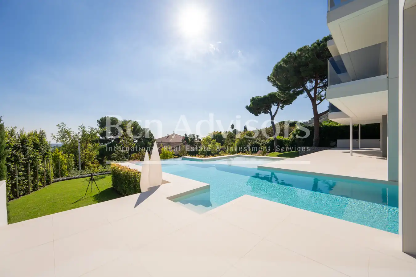 Piscina de Casa o chalet en venta en Barcelona con Aire acondicionado, Calefacción y Jardín privado