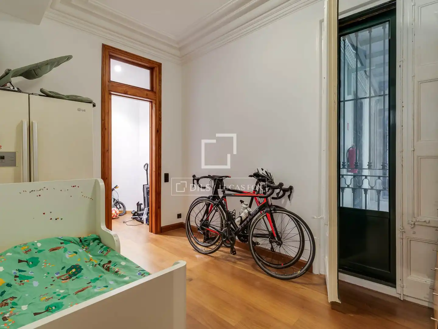 Piso en venta en Barcelona con Aire acondicionado, Calefacción y Terraza