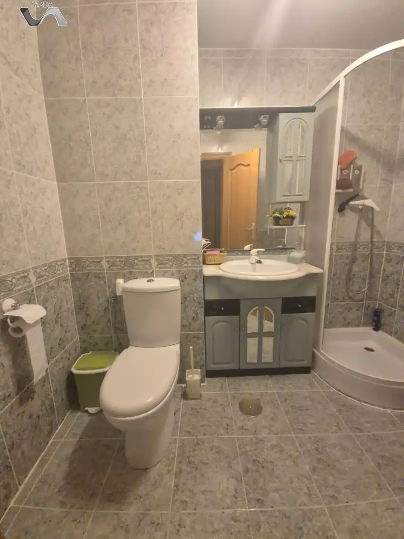 Bany de Pis en venda en Puertollano amb Aire condicionat
