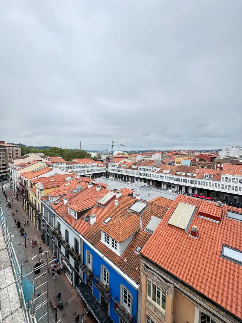 Vista exterior de Piso en venta en Avilés con Calefacción
