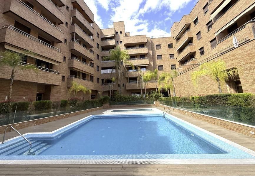Piscina de Pis en venda en  Córdoba Capital amb Aire condicionat, Terrassa i Piscina comunitària