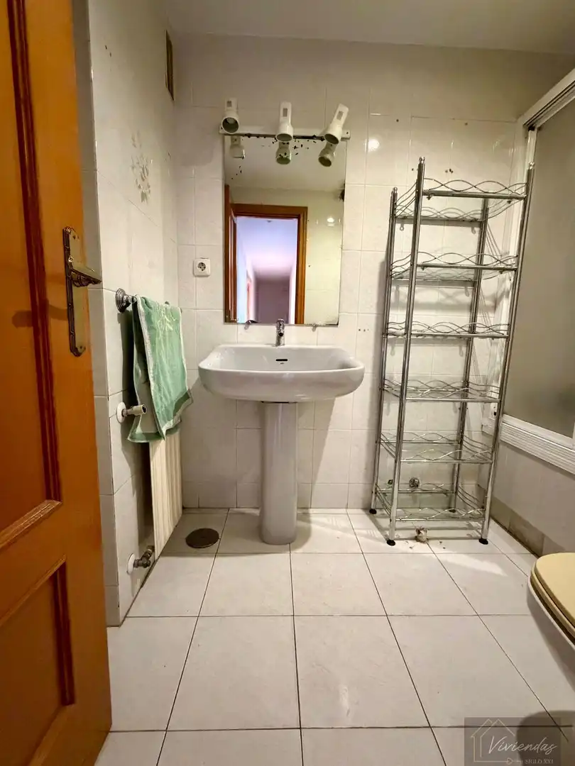 Bany de Pis en venda en Boadilla del Monte amb Aire condicionat, Calefacció i Terrassa