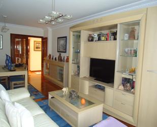 Living room of Flat for sale in Valle de Trápaga-Trapagaran  with Heating, Storage room and Furnished