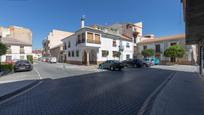 Vista exterior de Pis en venda en Churriana de la Vega amb Calefacció, Parquet i Terrassa