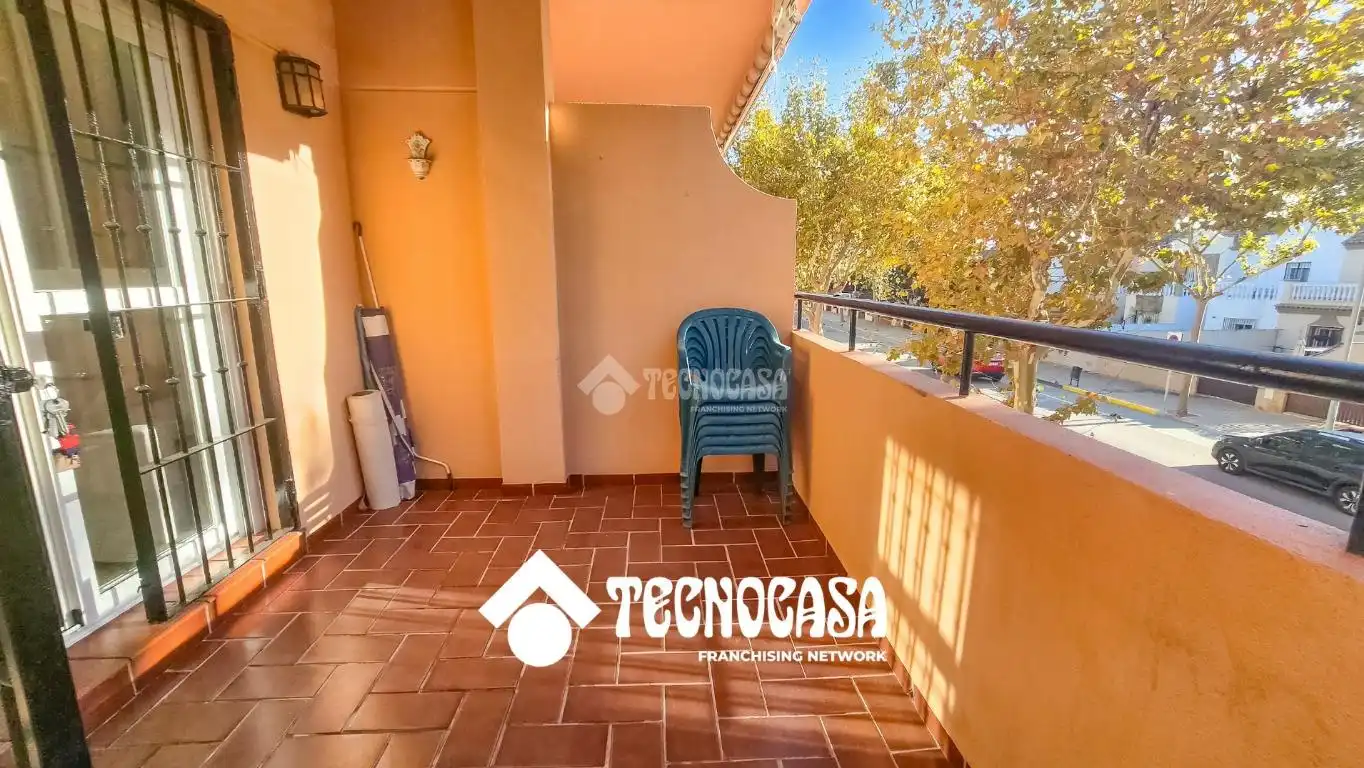 Terrassa de Pis en venda en Chipiona amb Aire condicionat, Calefacció i Terrassa