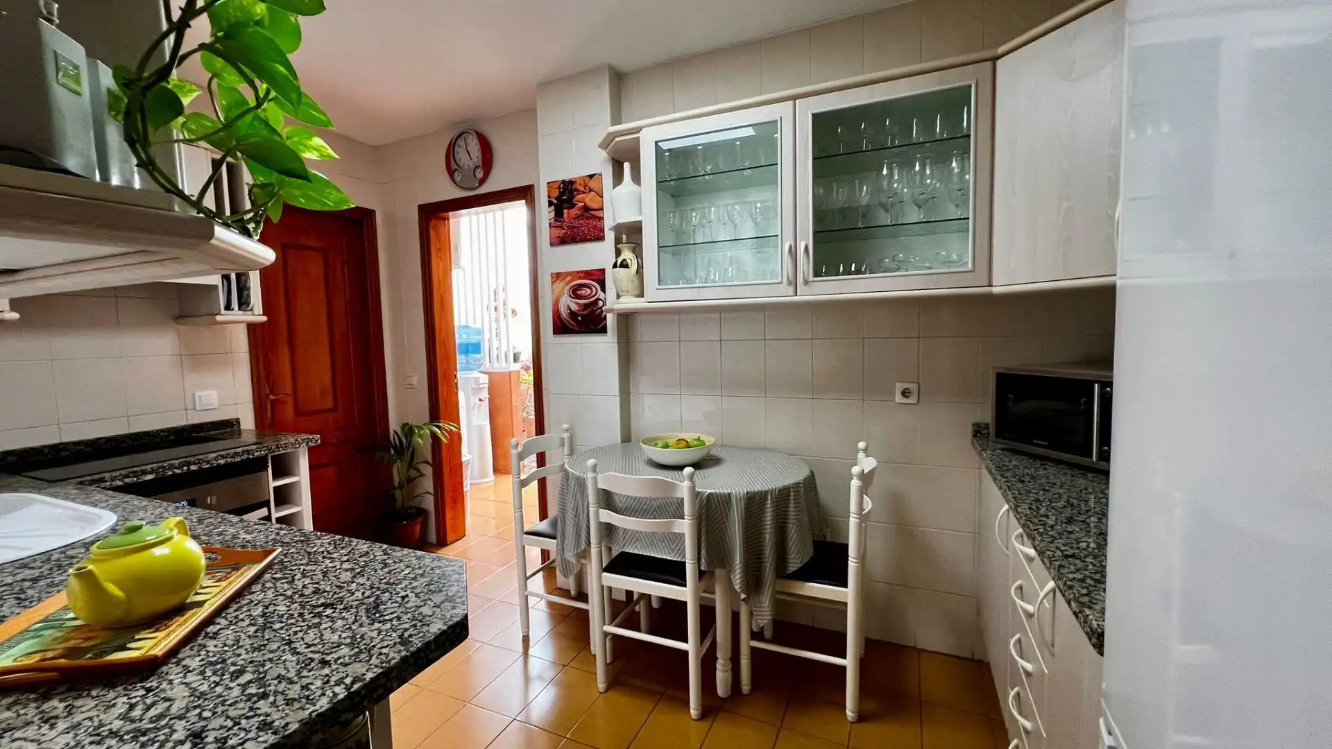 Cocina de Piso en venta en Adeje con Calefacción y Amueblado