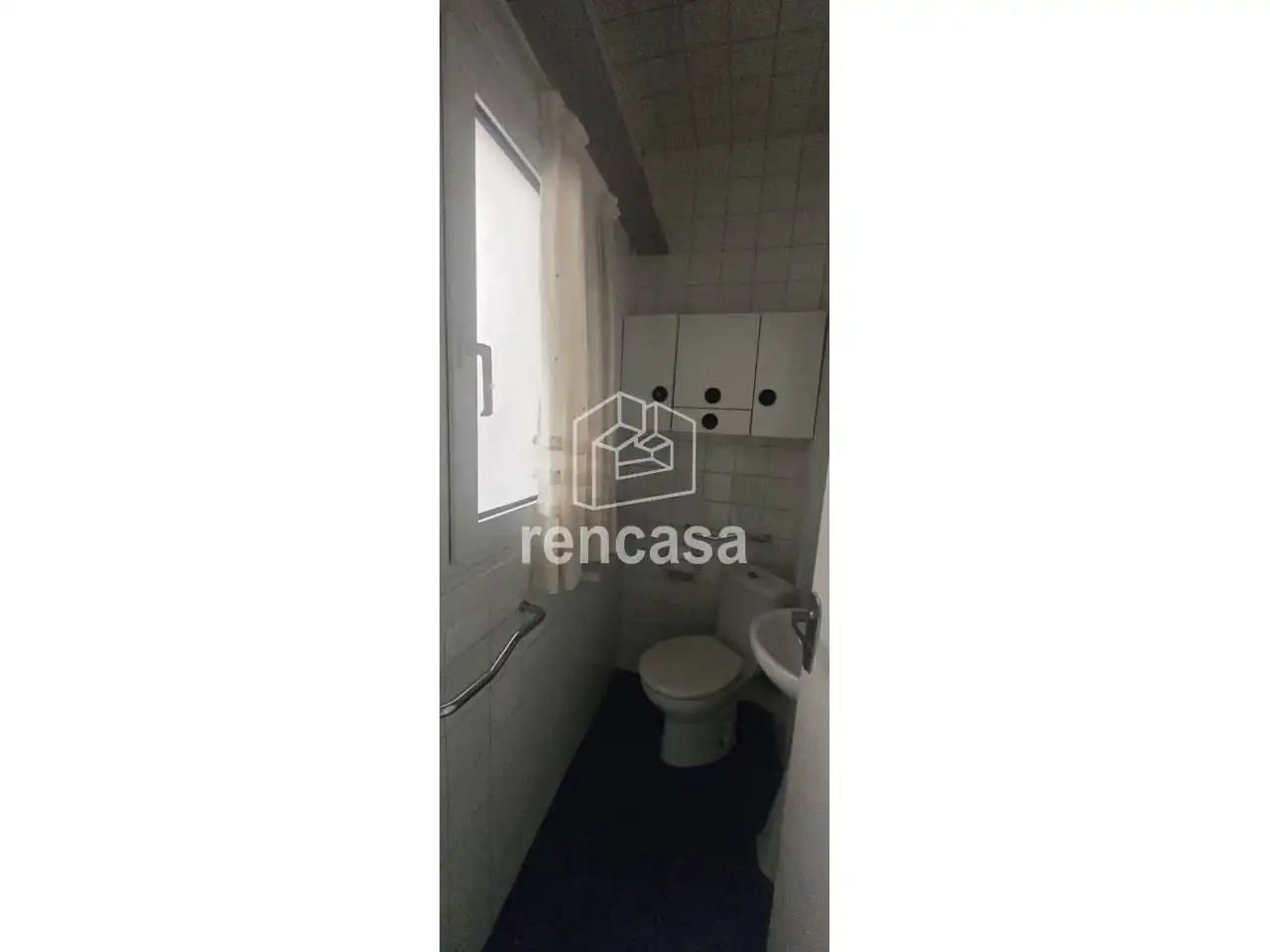 Badezimmer von Wohnung zum Verkauf in Lleida mit Heizung, Terrasse und Möbliert