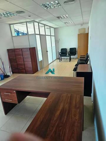 Oficina en Alquiler en San Jerónimo - La Bachillera