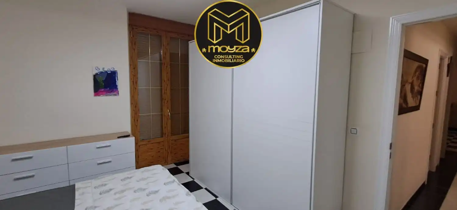 Schlafzimmer von Haus oder Chalet zur Miete in Jaén mit Klimaanlage, Heizung und Terrasse