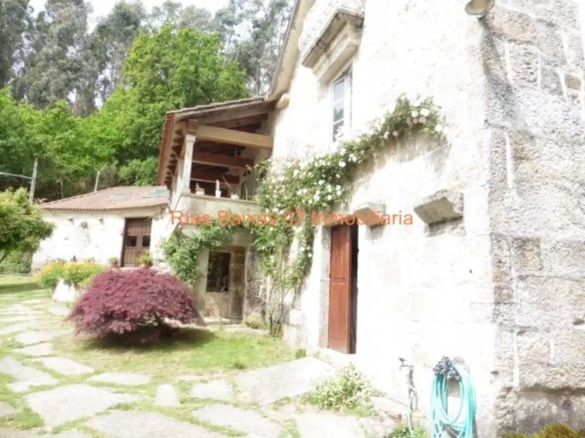 Casa con terraza en venta en Gondomar