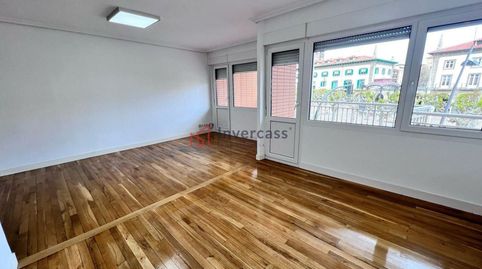 Photo 3 of Premises for rent in Centro, Castro-Urdiales