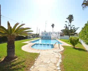 Swimming pool of Single-family semi-detached for sale in Vinaròs  with Air Conditioner, Terrace and Balcony