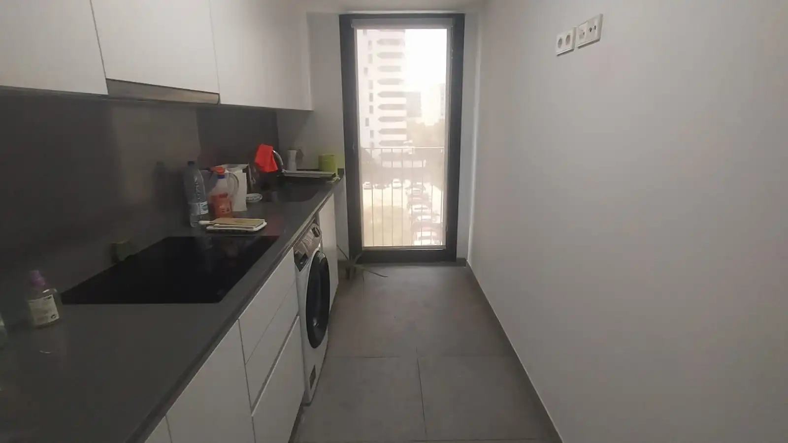 Kitchen of Flat for sale in Valencia  with Air Conditioner, Storage room and Balcony