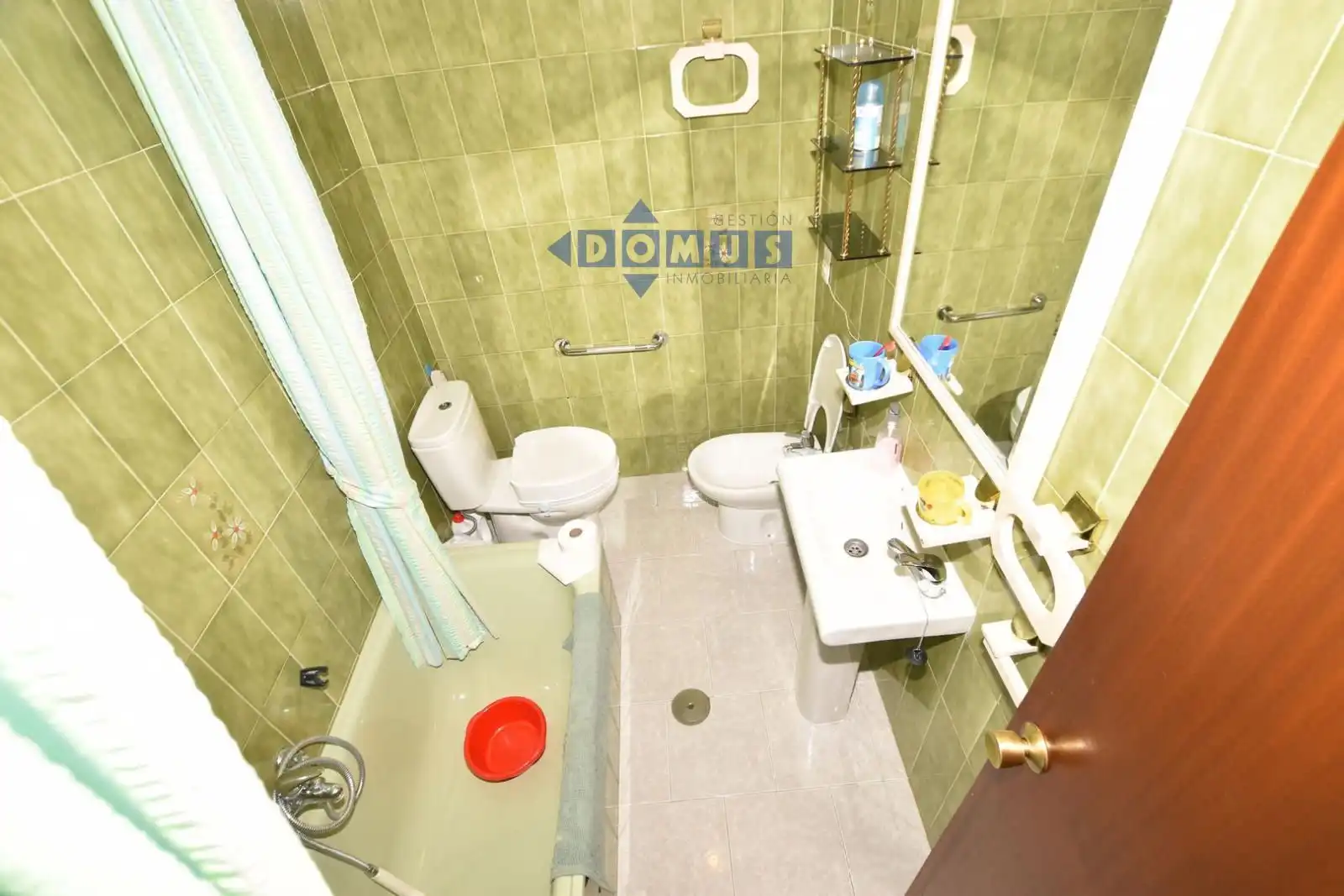 Bathroom of Flat for sale in Ronda  with Air Conditioner, Heating and Terrace