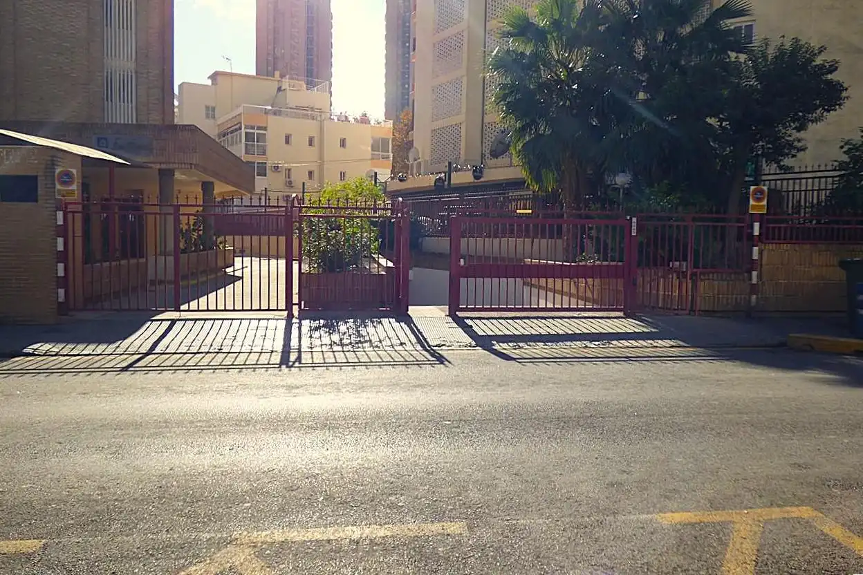 Garage for rent in Gerona, 24, Playa Levante