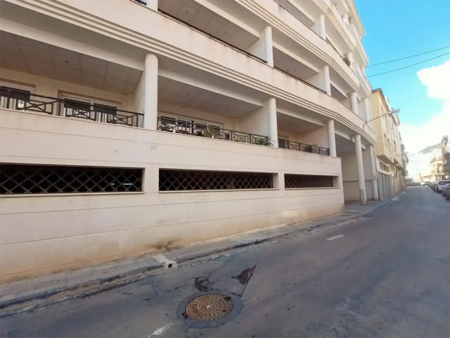Exterior view of Garage for rent in Calpe / Calp