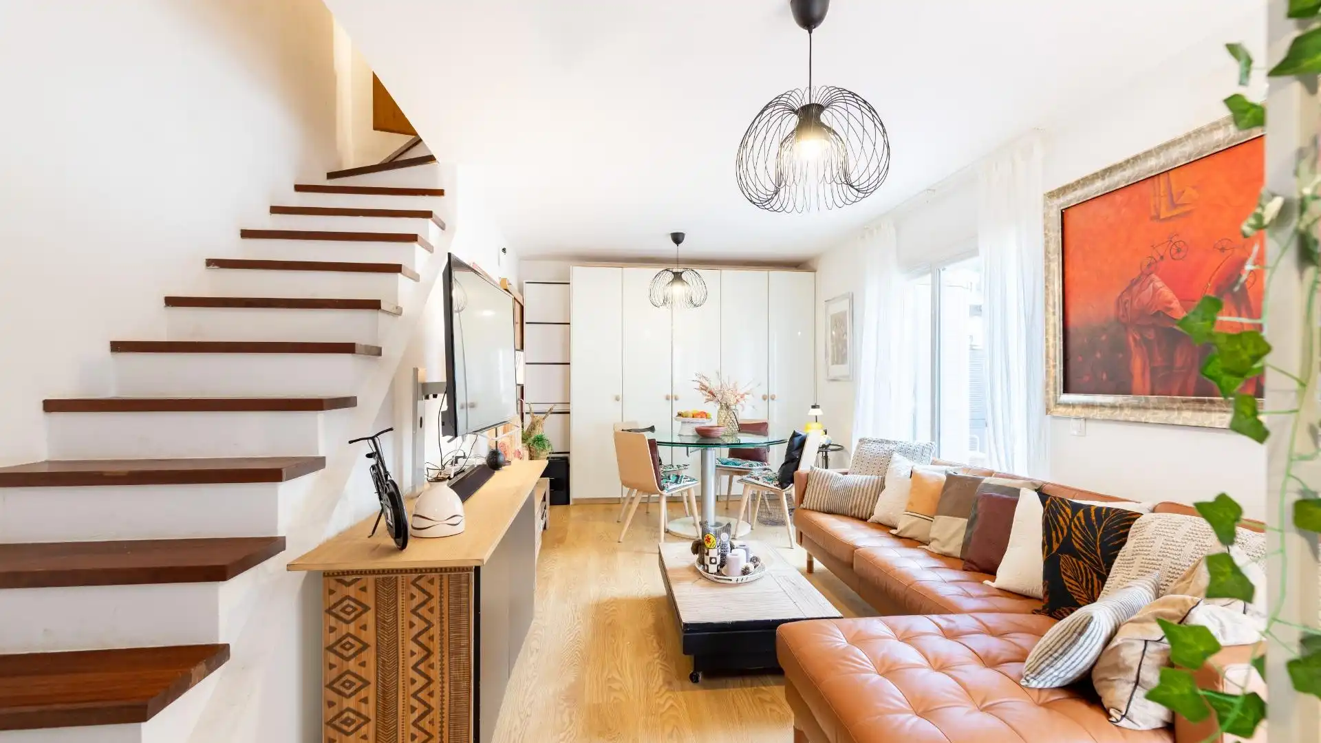 Sala d'estar de Casa adosada en venda en  Palma de Mallorca amb Aire condicionat, Jardí privat i Parquet