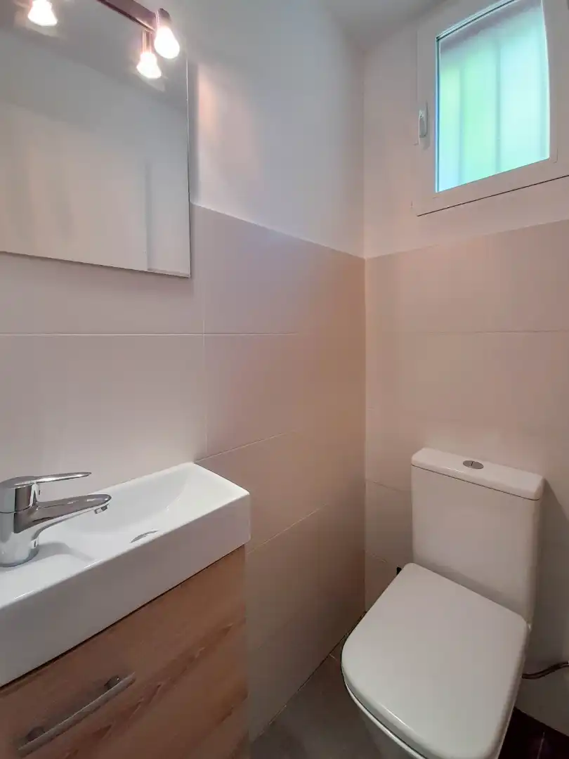 Bathroom of Detached homes for rent in Madrid  with Heating, Private garden and Parquet flooring