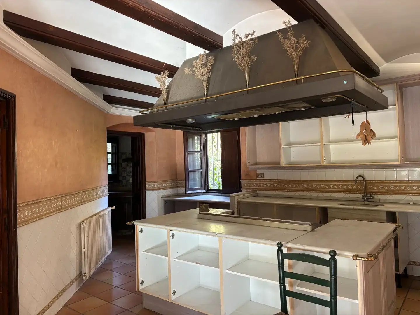 Cocina de Finca rústica en venta en La Pera con Jardín privado, Trastero y Piscina