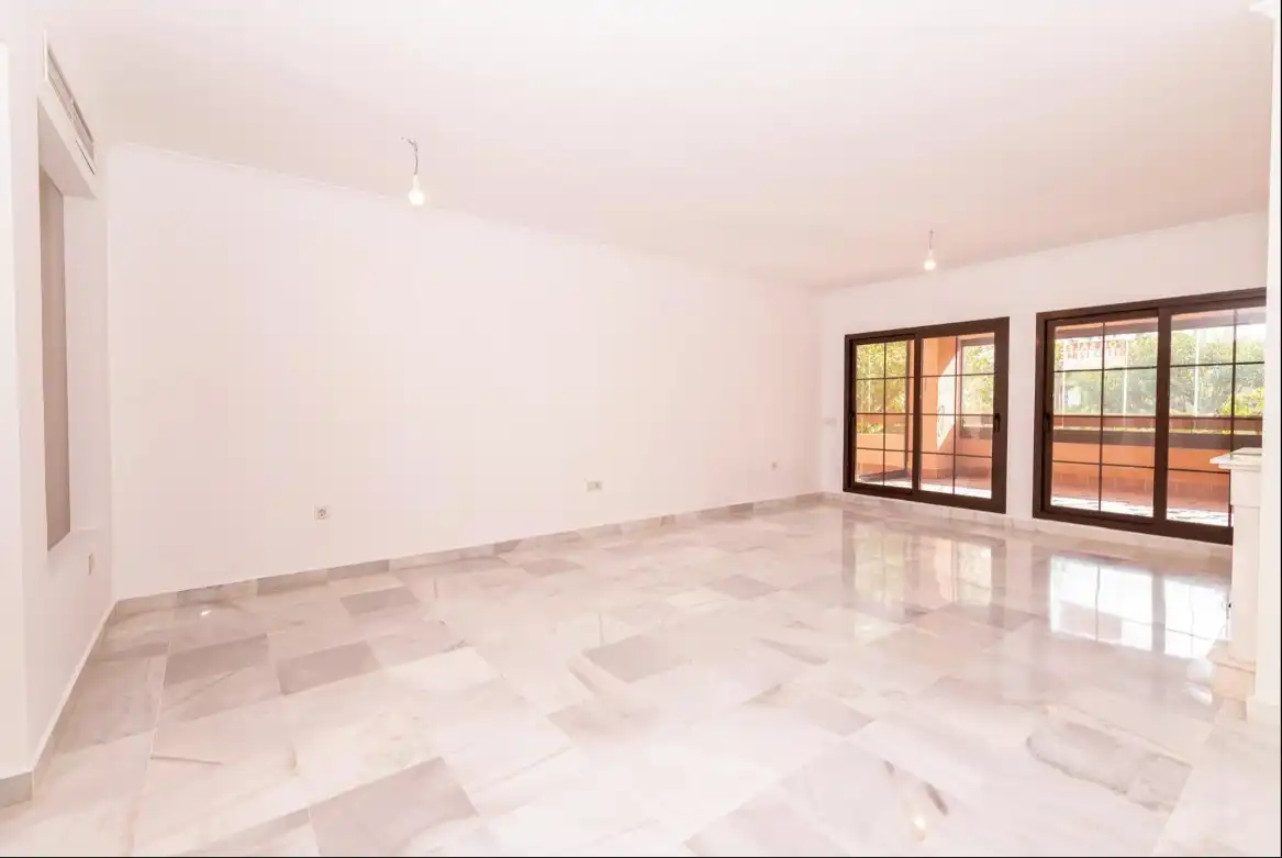 Apartament en venda en Estepona amb Aire condicionat, Calefacció i Jardí privat