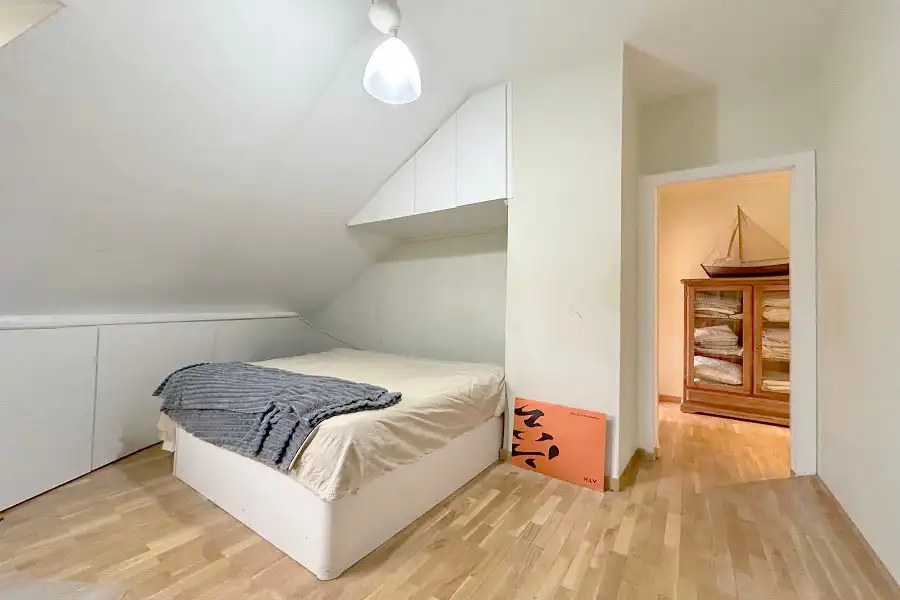 Habitación de Dúplex en venta en Torrelodones con Calefacción, Parquet y Horno