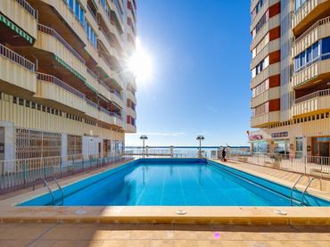 Apartamento con piscina en venta en Avenida  Doctor Gregorio Marañón