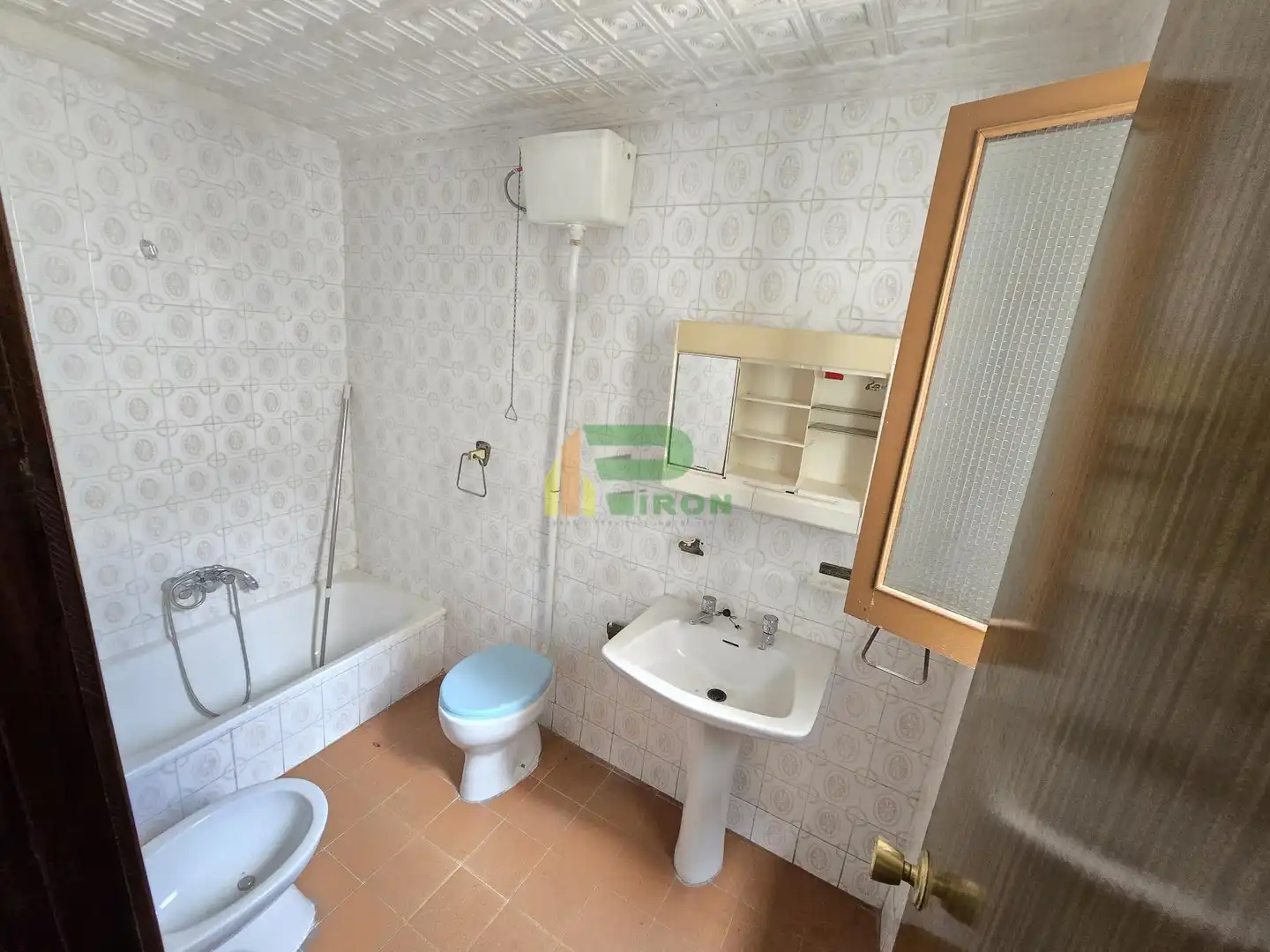 Baño de Planta baja en venta en Totana con Aire acondicionado, Terraza y Trastero